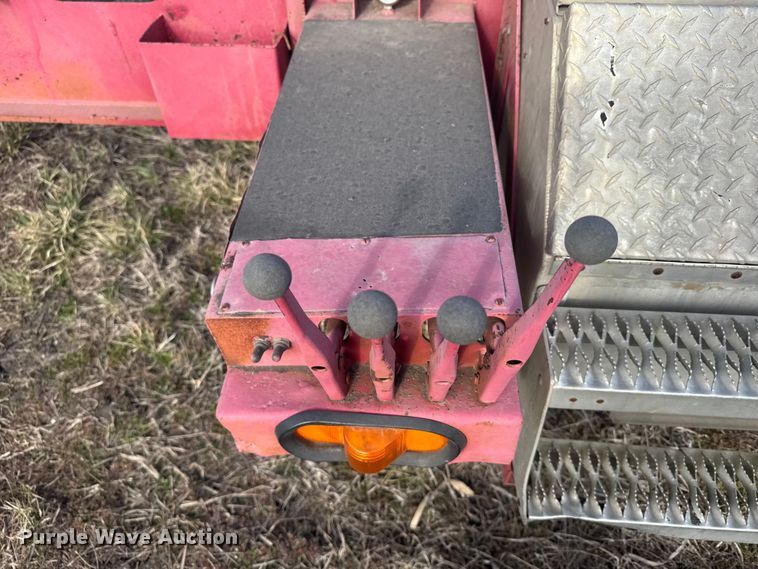 image for item FB0957 1995 PMF roll-off container trailer