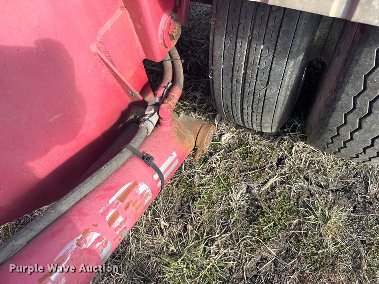 image for item FB0957 1995 PMF roll-off container trailer