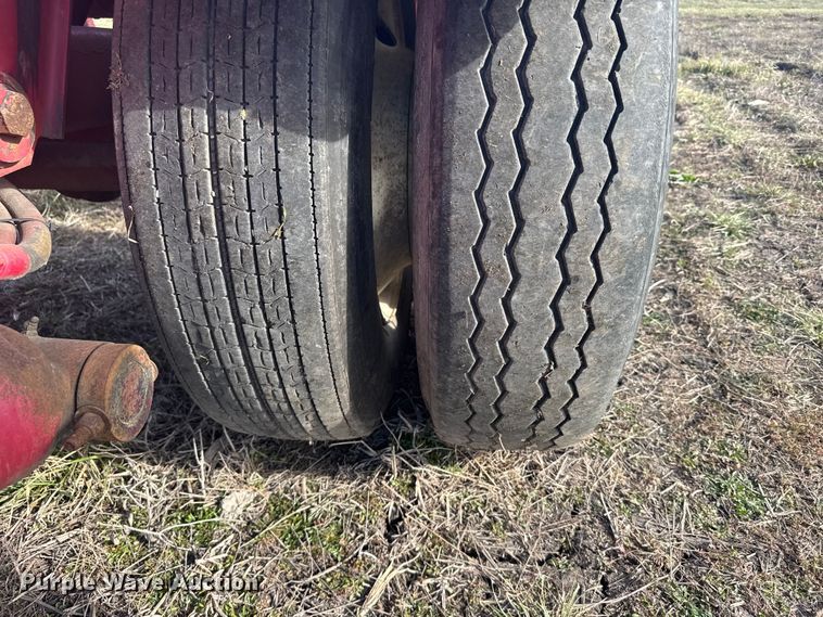 image for item FB0957 1995 PMF roll-off container trailer