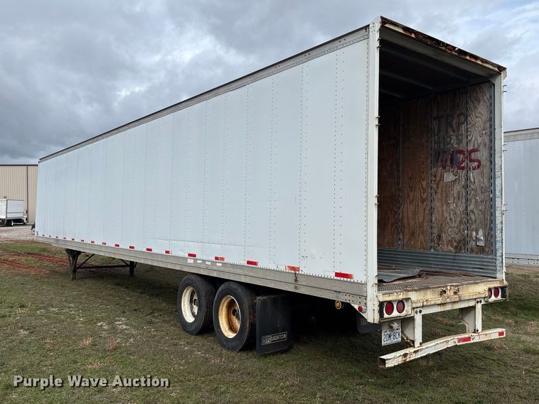 image for item FB3210 2006 Stoughton AVW-535T-S-C-AR dry van trailer