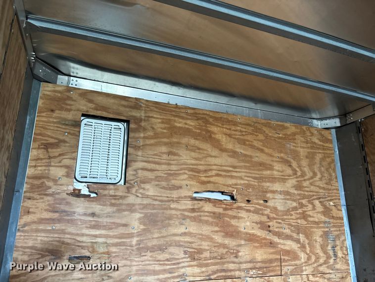 image for item FB3210 2006 Stoughton AVW-535T-S-C-AR dry van trailer