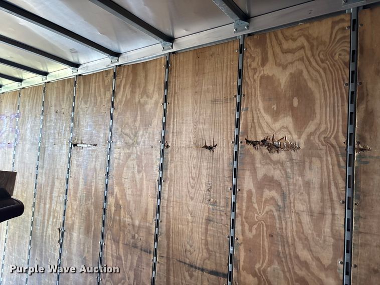 image for item FB3210 2006 Stoughton AVW-535T-S-C-AR dry van trailer