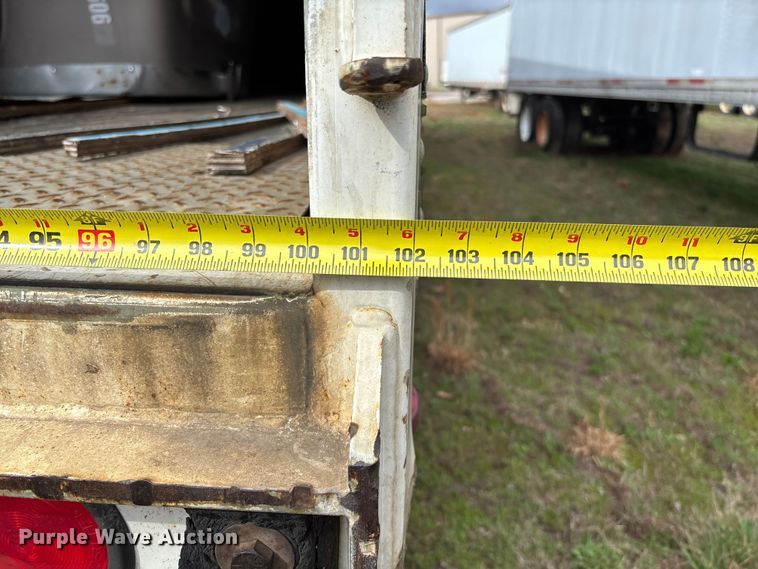 image for item FB3210 2006 Stoughton AVW-535T-S-C-AR dry van trailer