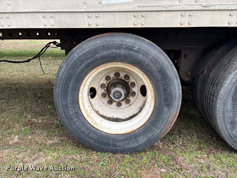 image for item FB3210 2006 Stoughton AVW-535T-S-C-AR dry van trailer