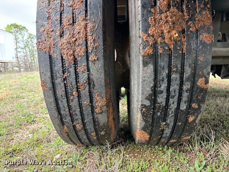 image for item FB3210 2006 Stoughton AVW-535T-S-C-AR dry van trailer