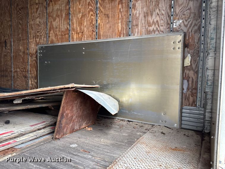 image for item FB3211 2006 Stoughton AVW-535T-S-C-AR dry van trailer