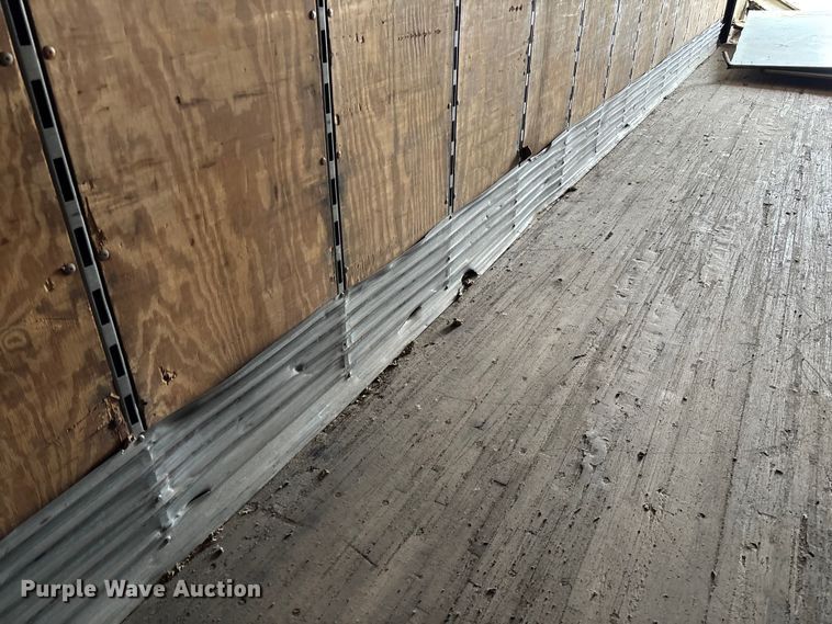 image for item FB3211 2006 Stoughton AVW-535T-S-C-AR dry van trailer