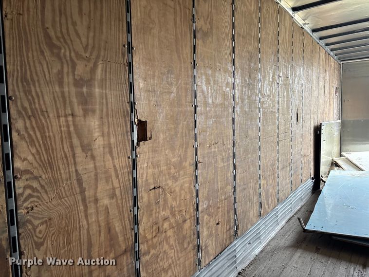 image for item FB3211 2006 Stoughton AVW-535T-S-C-AR dry van trailer