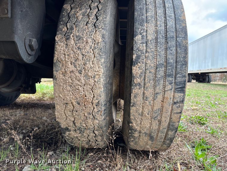 image for item FB3211 2006 Stoughton AVW-535T-S-C-AR dry van trailer