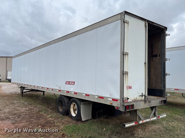 image for item FB3212 2006 Utility VS2DC Van trailer