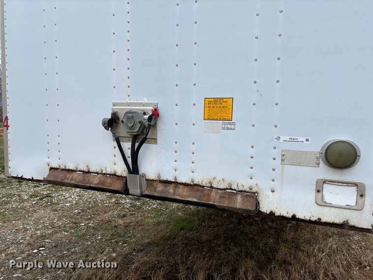 image for item FB3212 2006 Utility VS2DC Van trailer