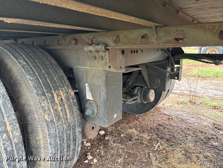 image for item FB3212 2006 Utility VS2DC Van trailer