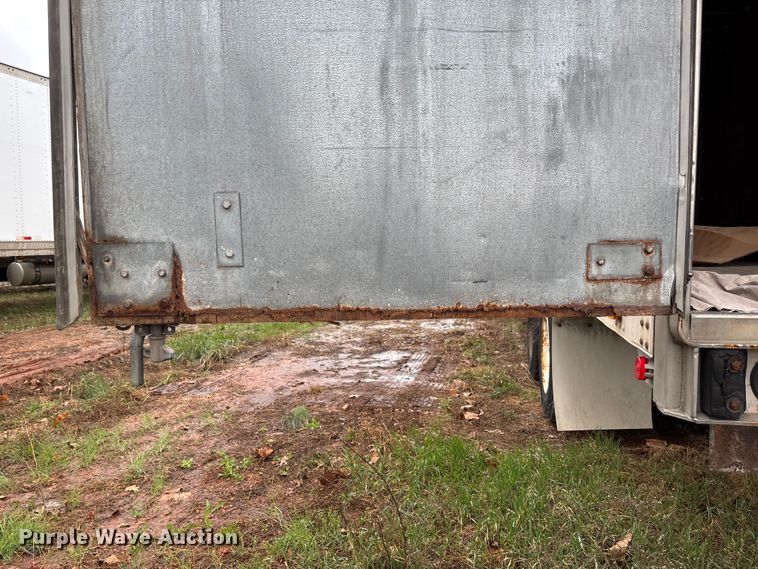 image for item FB3212 2006 Utility VS2DC Van trailer