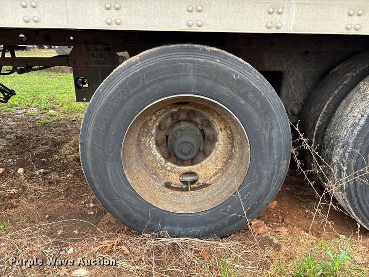 image for item FB3212 2006 Utility VS2DC Van trailer