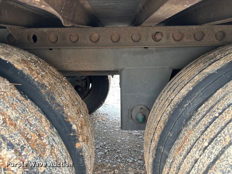 image for item FB3213 2000 Wabash National DVCVHPC dry van trailer