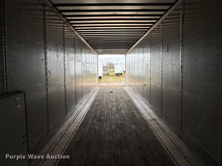 image for item FB3213 2000 Wabash National DVCVHPC dry van trailer