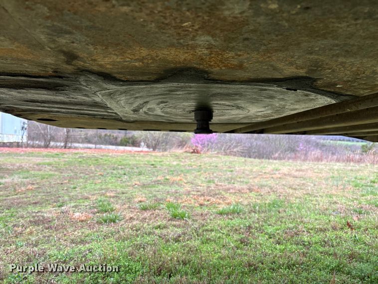 image for item FB3214 2006 Utility VS2DC dry van trailer