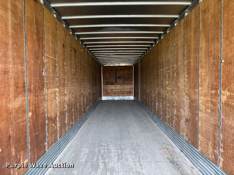 image for item FB3214 2006 Utility VS2DC dry van trailer