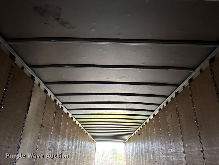 image for item FB3214 2006 Utility VS2DC dry van trailer