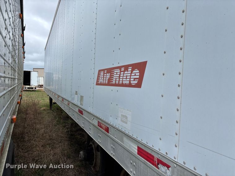 image for item FB3214 2006 Utility VS2DC dry van trailer