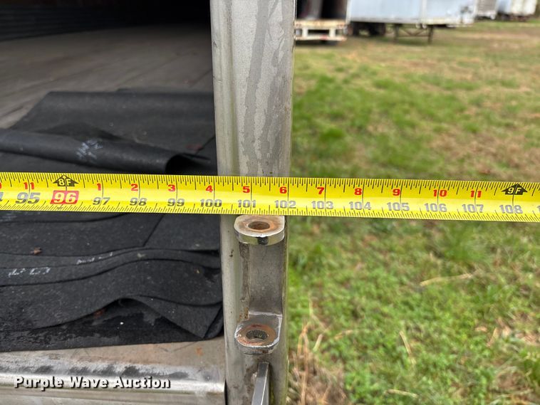 image for item FB3214 2006 Utility VS2DC dry van trailer