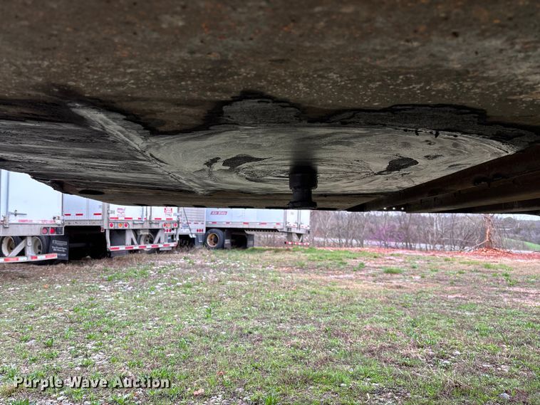 image for item FB3215 2006 Utility VS2DC dry van trailer