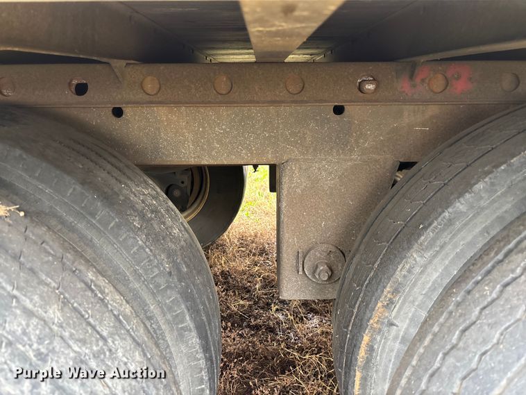 image for item FB3215 2006 Utility VS2DC dry van trailer