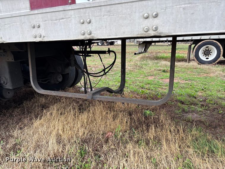 image for item FB3215 2006 Utility VS2DC dry van trailer