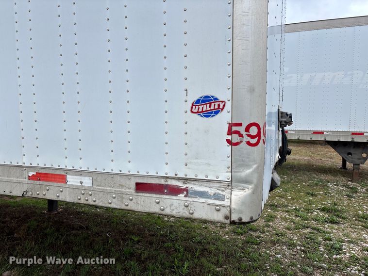 image for item FB3215 2006 Utility VS2DC dry van trailer