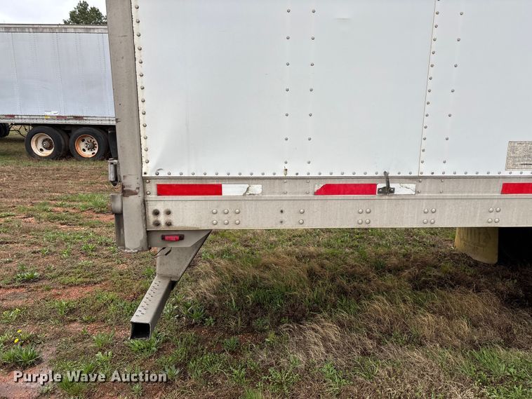 image for item FB3215 2006 Utility VS2DC dry van trailer