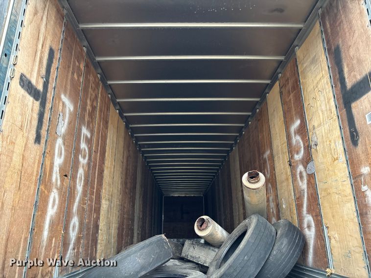 image for item FB3215 2006 Utility VS2DC dry van trailer