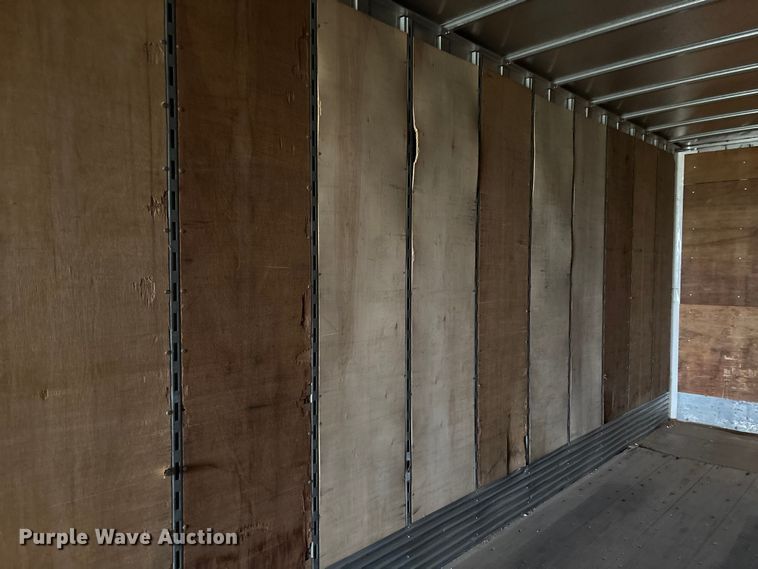 image for item FB3215 2006 Utility VS2DC dry van trailer