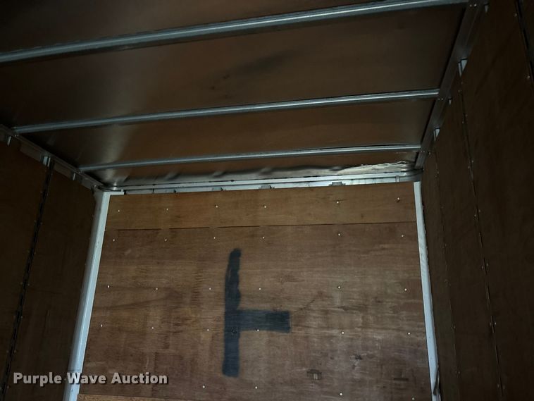 image for item FB3215 2006 Utility VS2DC dry van trailer