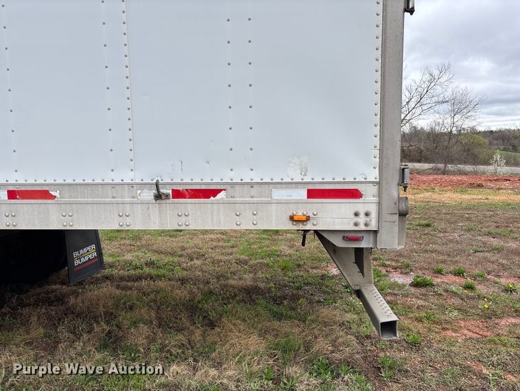 image for item FB3215 2006 Utility VS2DC dry van trailer