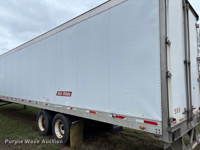 image for item FB3215 2006 Utility VS2DC dry van trailer