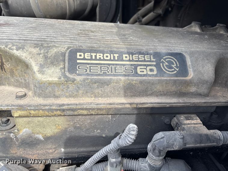 image for item FB3216 2009 Freightliner Columbia 120 semi truck