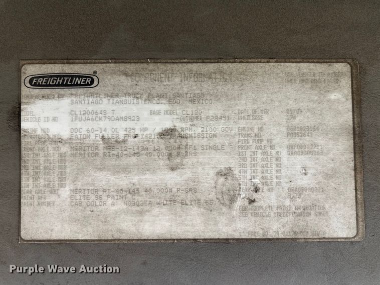 image for item FB3216 2009 Freightliner Columbia 120 semi truck