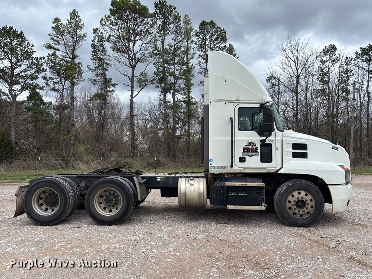 image for item FB3218 2019 Mack AN64T semi truck