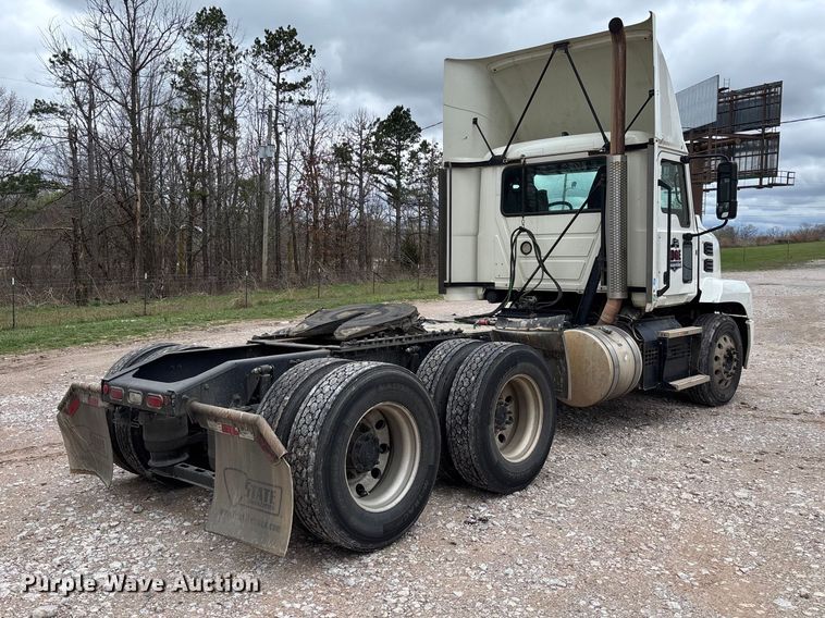 image for item FB3218 2019 Mack AN64T semi truck
