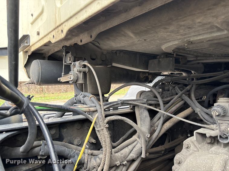 image for item FB3218 2019 Mack AN64T semi truck