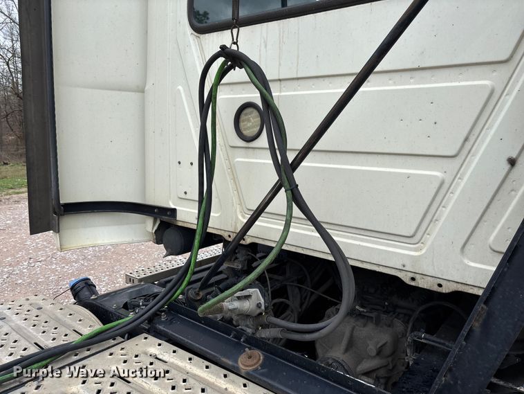 image for item FB3218 2019 Mack AN64T semi truck