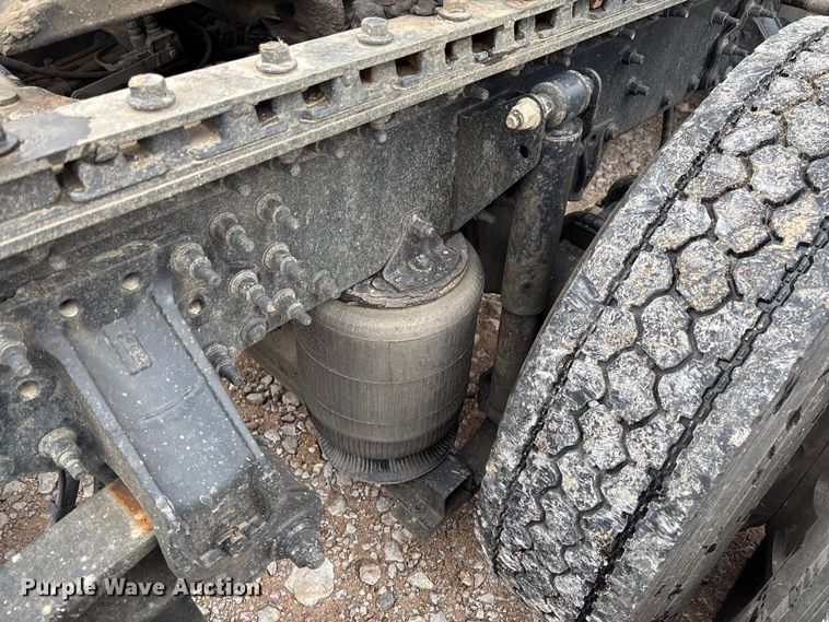 image for item FB3218 2019 Mack AN64T semi truck