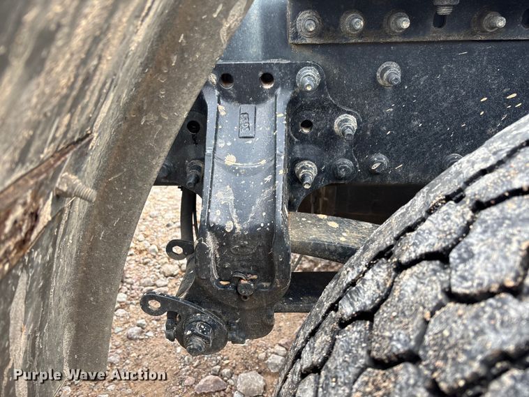 image for item FB3218 2019 Mack AN64T semi truck