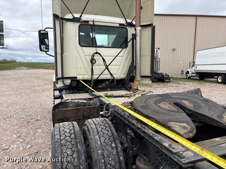 image for item FB3218 2019 Mack AN64T semi truck