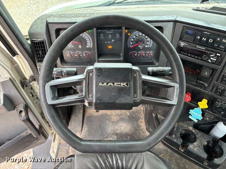 image for item FB3218 2019 Mack AN64T semi truck