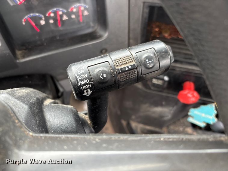 image for item FB3218 2019 Mack AN64T semi truck