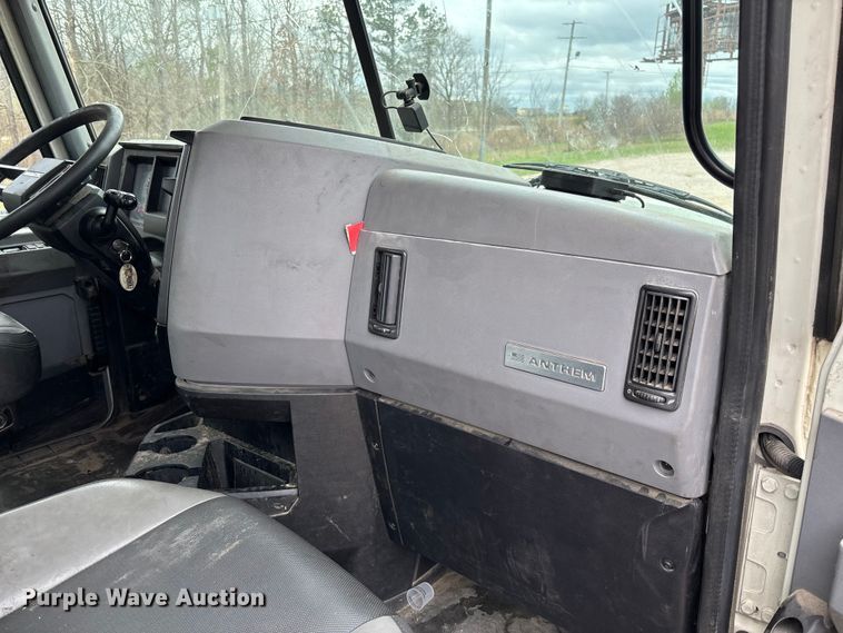 image for item FB3218 2019 Mack AN64T semi truck