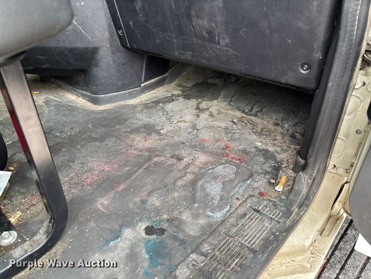 image for item FB3218 2019 Mack AN64T semi truck