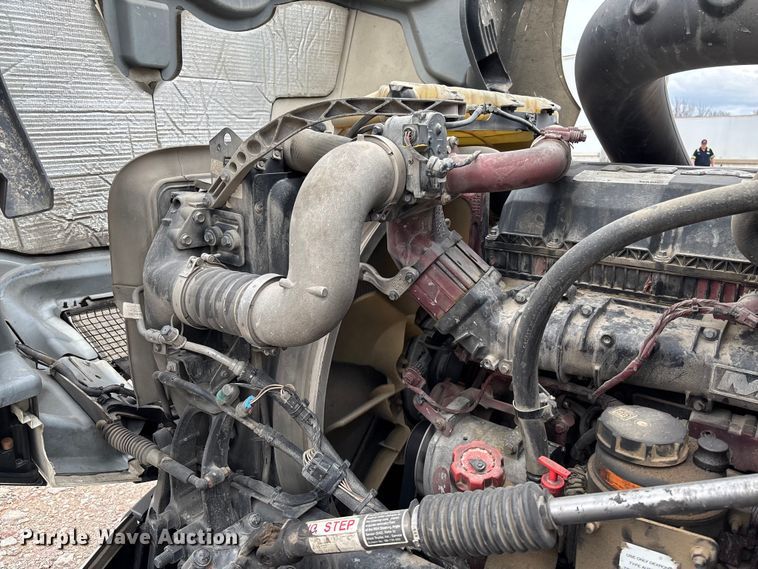 image for item FB3218 2019 Mack AN64T semi truck