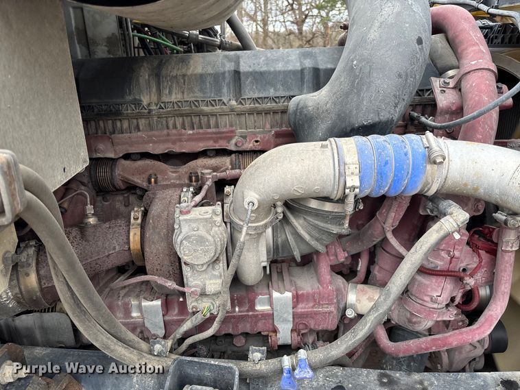 image for item FB3218 2019 Mack AN64T semi truck